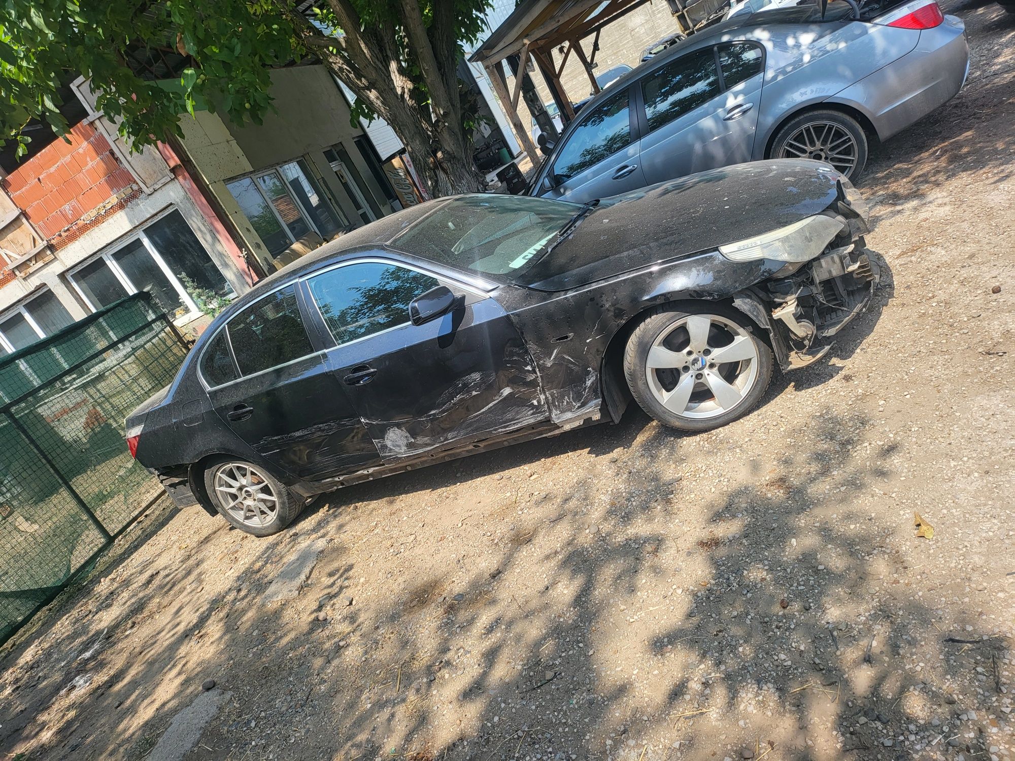 Бмв е60 525д НА ЧАСТИ