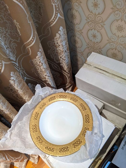 Столовый сервис для гостей