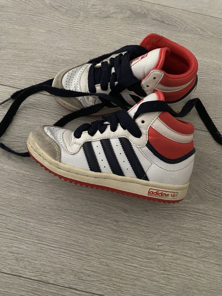 Adidasi gheata adidas marime 30