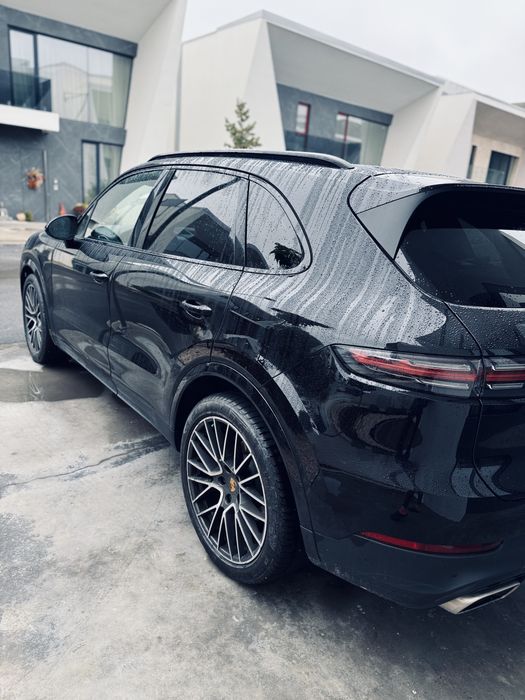 Porsche  Cayenne 2019