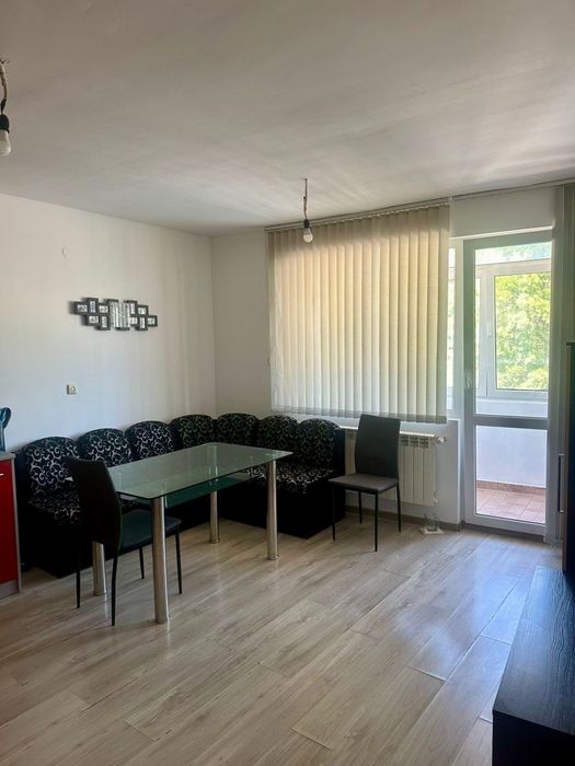 Продава се Двустаен апартамент в Търговище, Център - 55 кв.м за 1873 €/кв.м - Снимка #2