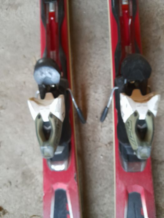 Schiuri 155 cm.in stare buna 280  ron