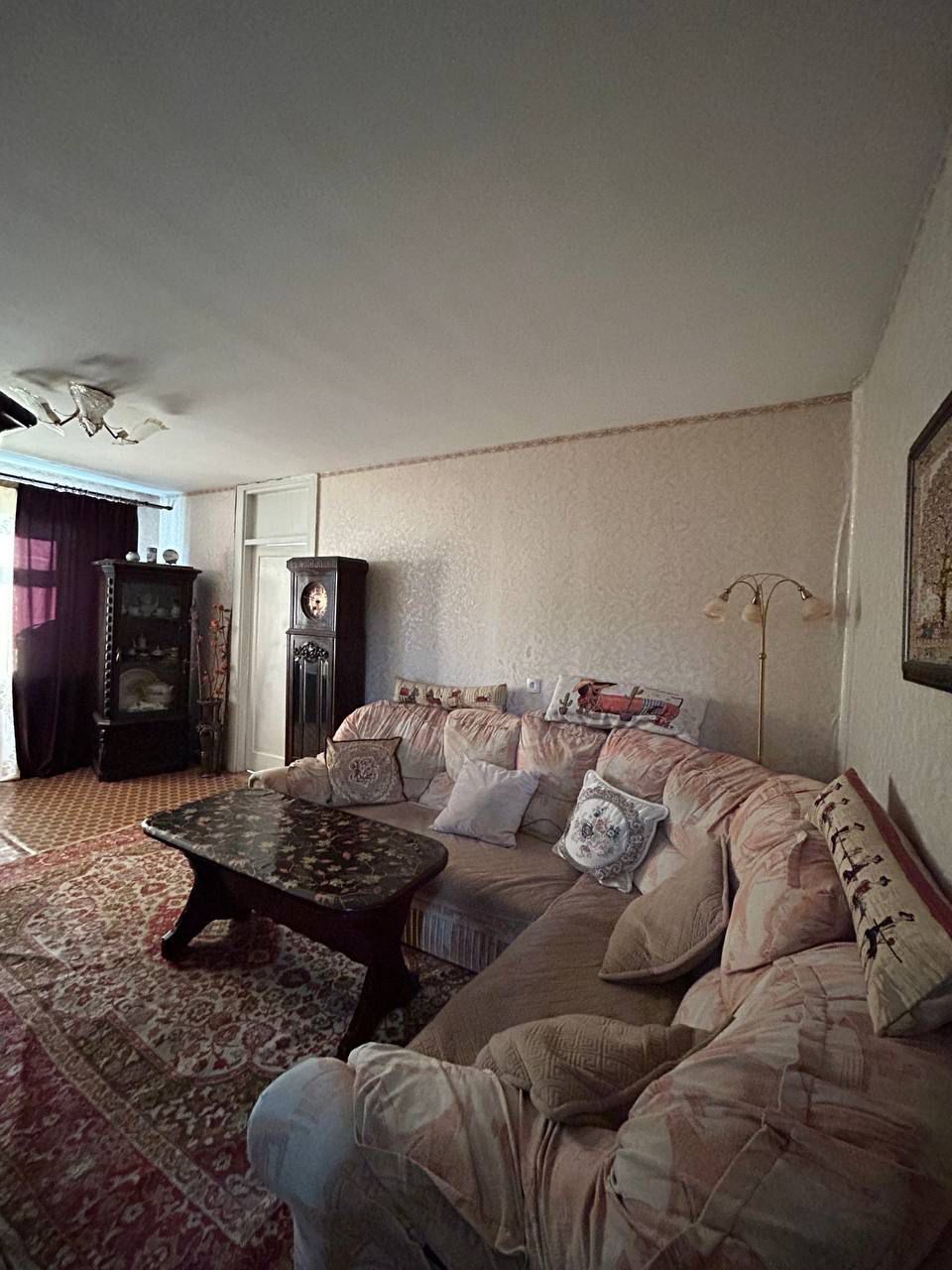 Продам 3-х комнатную квартиру на Ерубаева