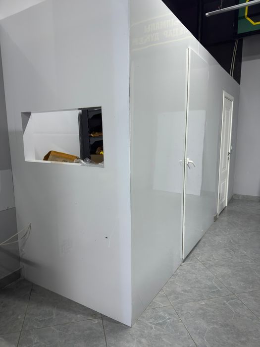 Отдам Даром, можете снять аккуратно и пользоваться для дела.