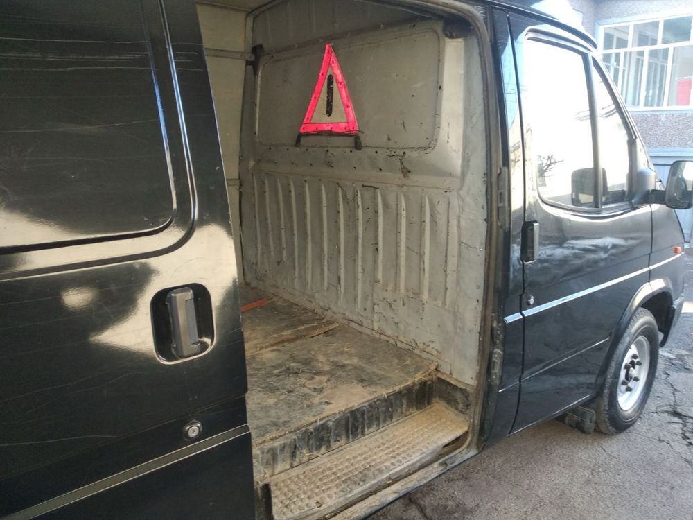 Продаётся Ford Transit 1990 года