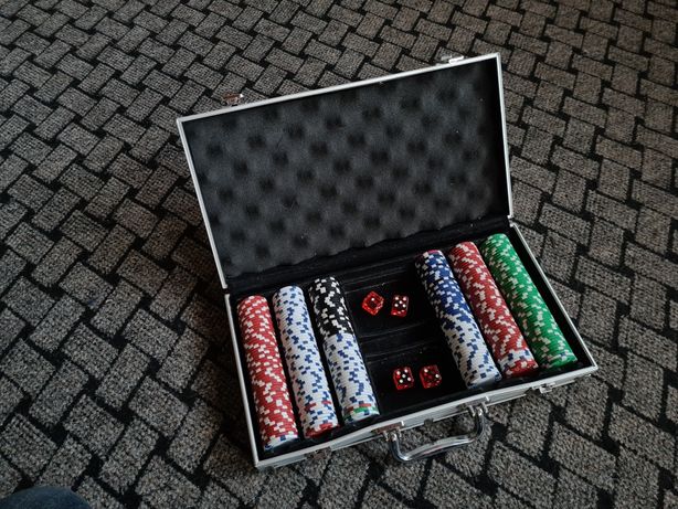 Trusa Poker 300 jetoane