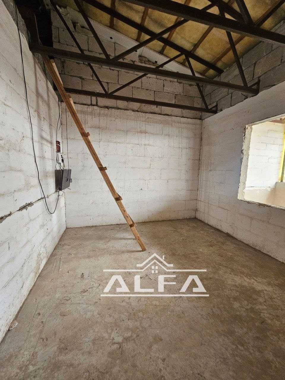 3 xonali 100m² 8-qavat