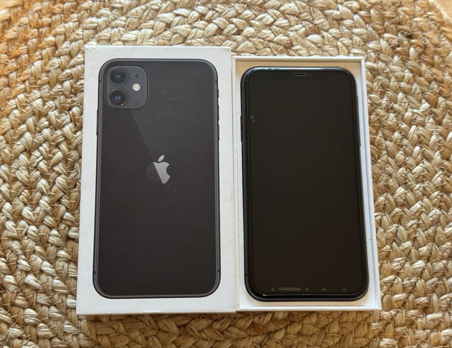 iPhone 11 Black – ca nou, baterie 95%, folie + cutie originală