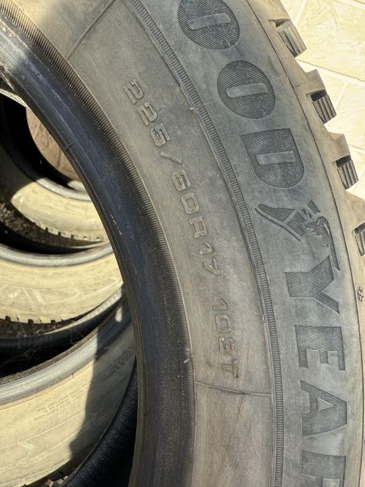 Шины зимние шипованные