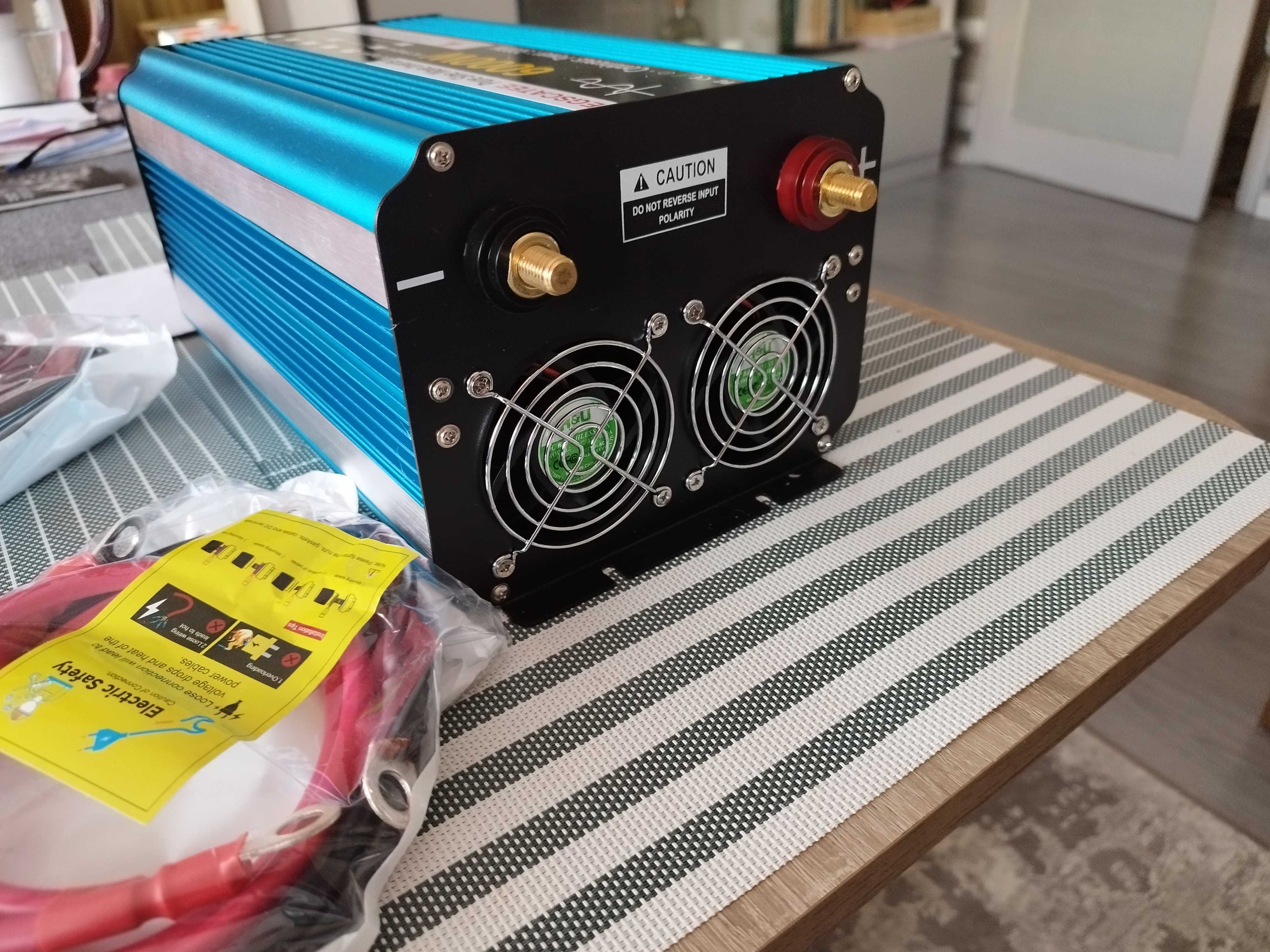 Продавам Инвертор 12v-220v