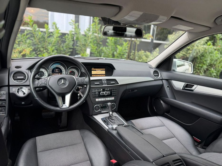 Mercedes Benz C180 ~Avantgarde~Automat~Navi~Carlig