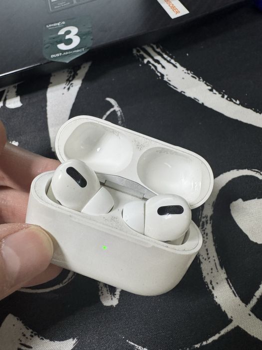 Airpods pro 1 поколение оригинал