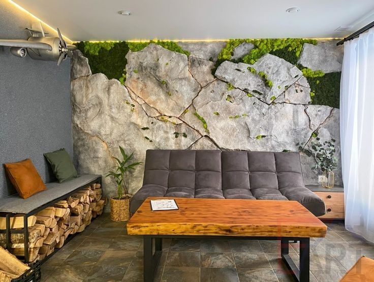 Барельефы скульптуры росписи декор стен скалы художник