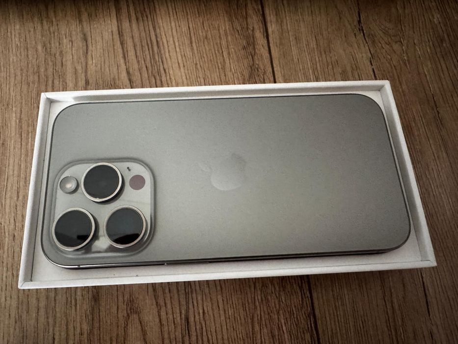 Iphone 15 PRO Titanium