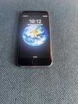 Продавам iphone 6 grey 64 gb