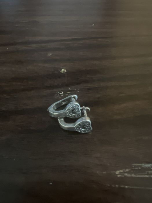 Продаю серебрянные сережки