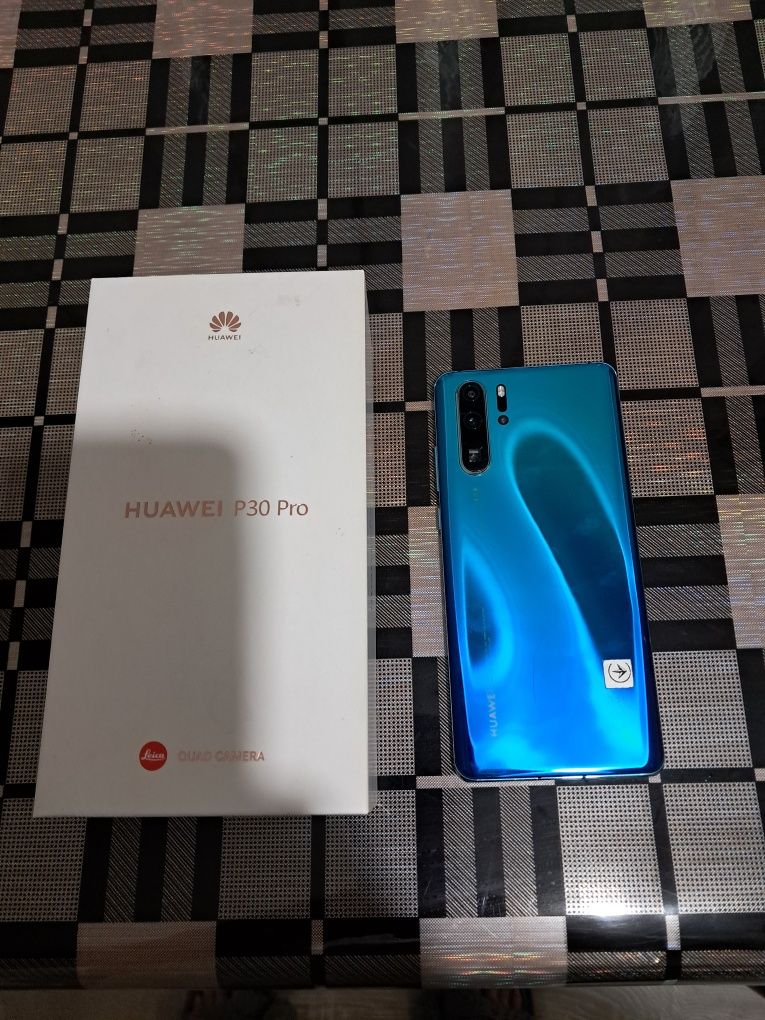 Vand Huawei P 30 Pro