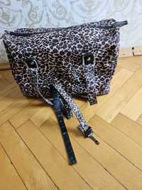 Пътна чанта и колан  с леопардов принт