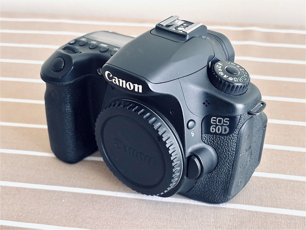Canon EOS 60D + 50mm f1.8 + аксесоари