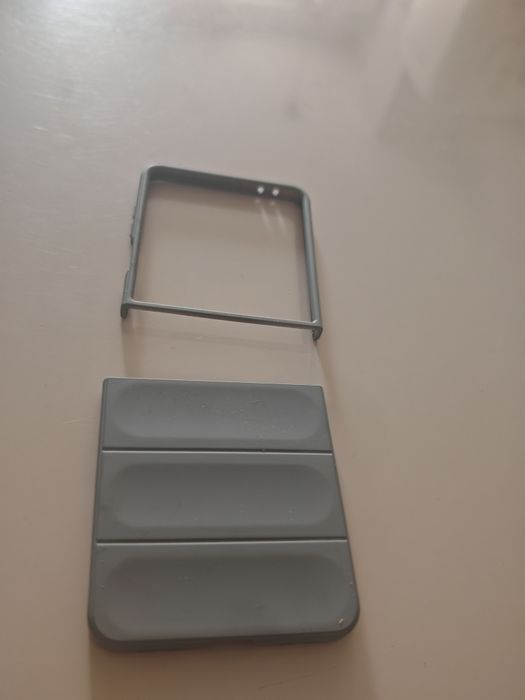 Samsung Galaxy flip 7 твърд кейс