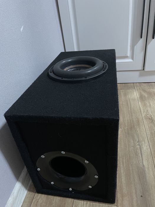 Спбвуфер в машину автозвук