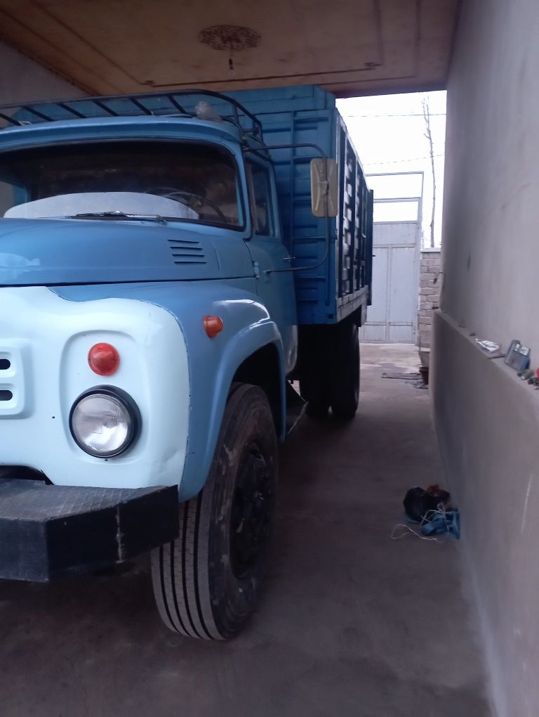 Zil130 oʻzi agʻfaruvchi xujjatlari joida
