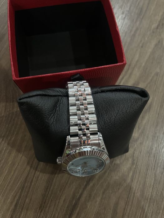 Часовник Rolex Нов