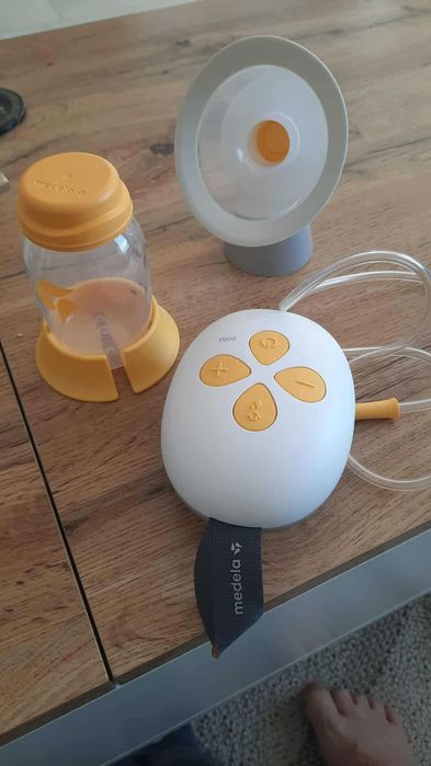 Medela Solo единична двуфазна помпа за кърма