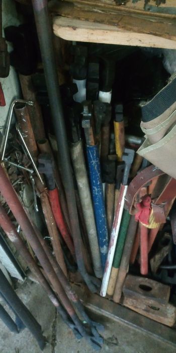 Menghine ,  Nicovale,Placi si chei de fasonat