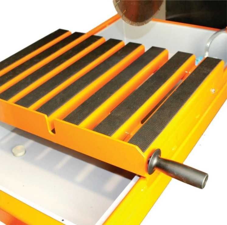 Машина/маса за рязане на тухли BISONTE KTV 400 E, 2.2 kW, 400 мм.