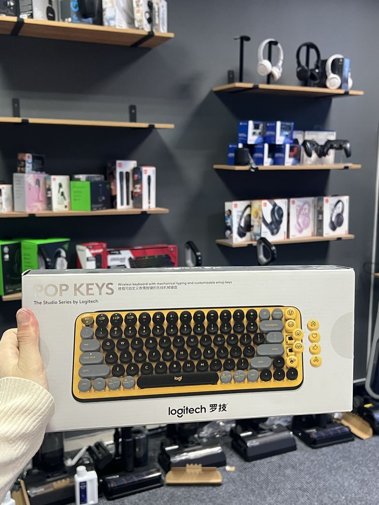 Клавиатура Logitech POP Keys желтый