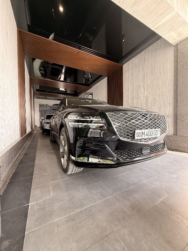 Genesis GV80 3.5 twin turbo sotiladi.