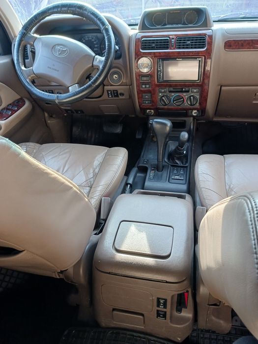 De vanzare Toyota Land Cruiser!