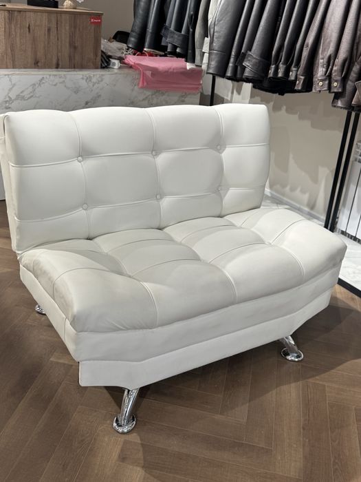 Диван из экокожи