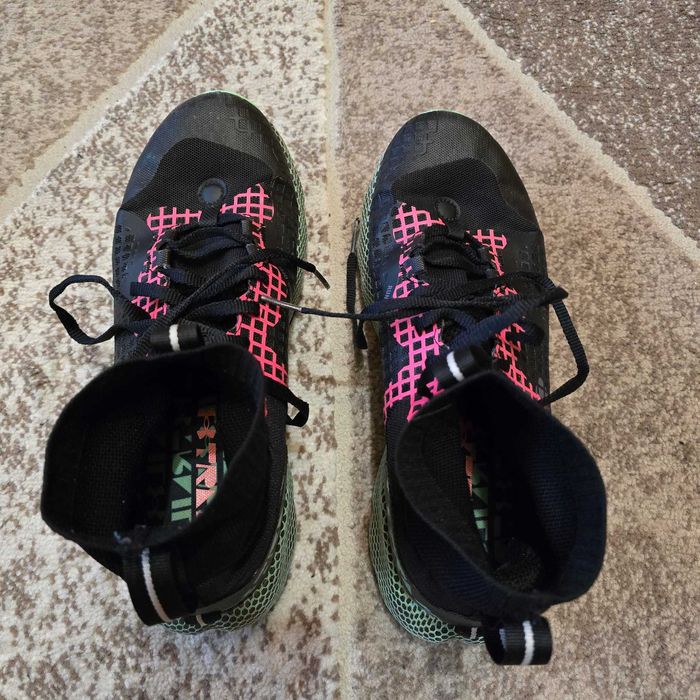 Adidași Under Armour Hovr mărimea 42