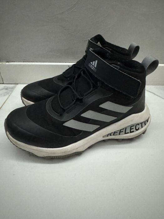 Зимни боти Adidas, номер 35.5