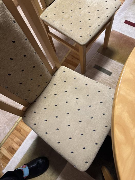 Кухненска маса+6 броя столове