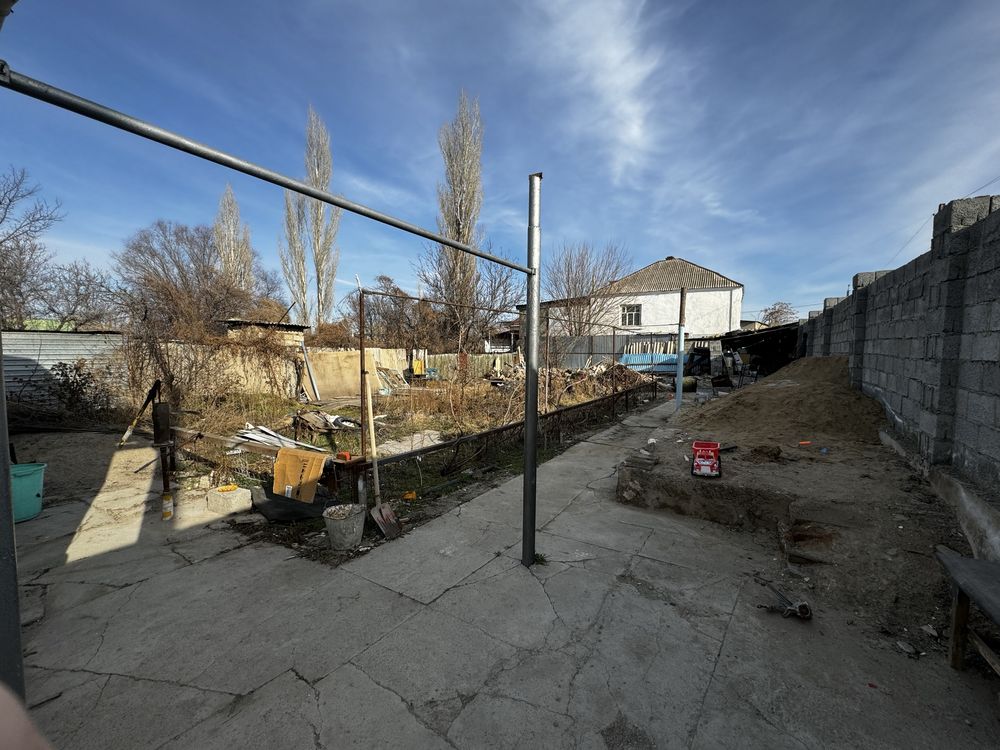 Продам Дом. Большой 4х комнатный дом находится в районе сороковой