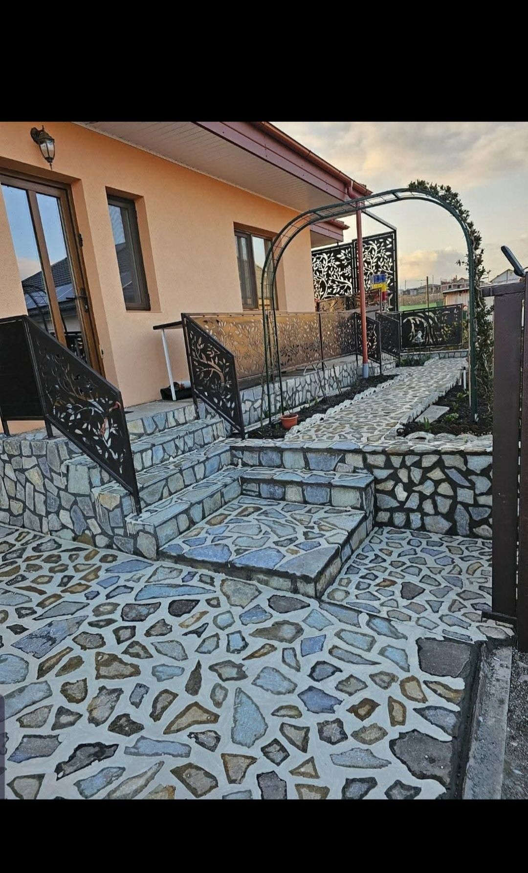 Pavaje din piatră naturală