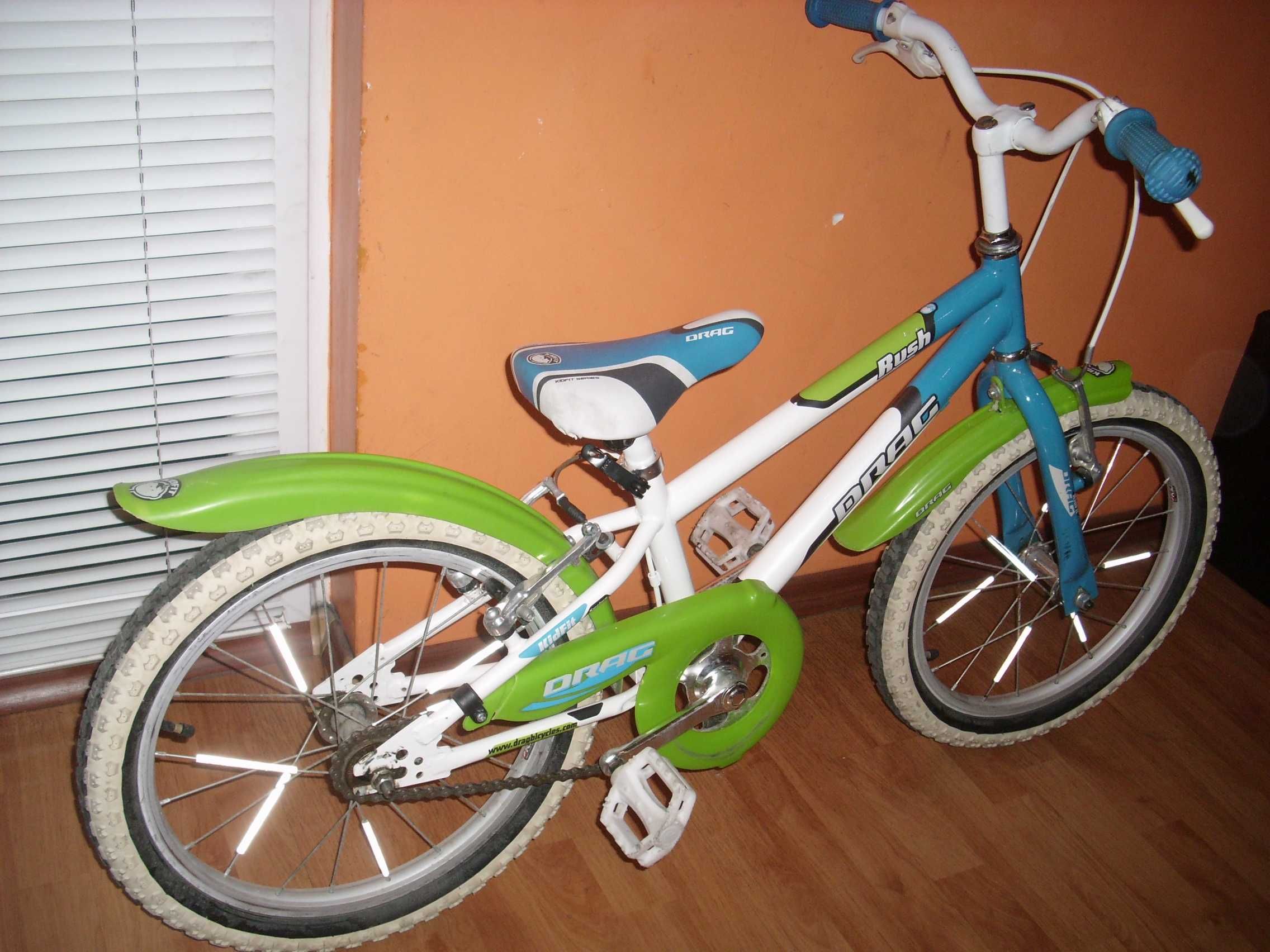 18" ДРАГ,DRAG  детски велосипед,колело със спомагателни колела.
