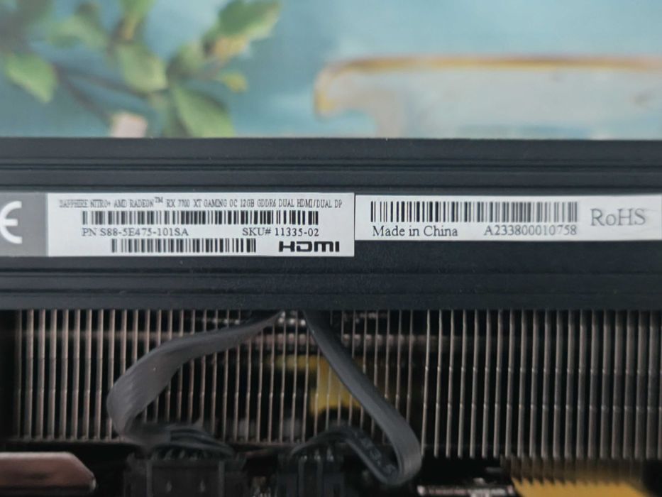 Sapphire RX 7700 XT Nitro+