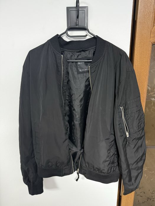 Geaca Bershka marimea M