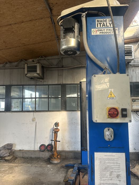 Elvatator space 3200kg stare foarte buna
