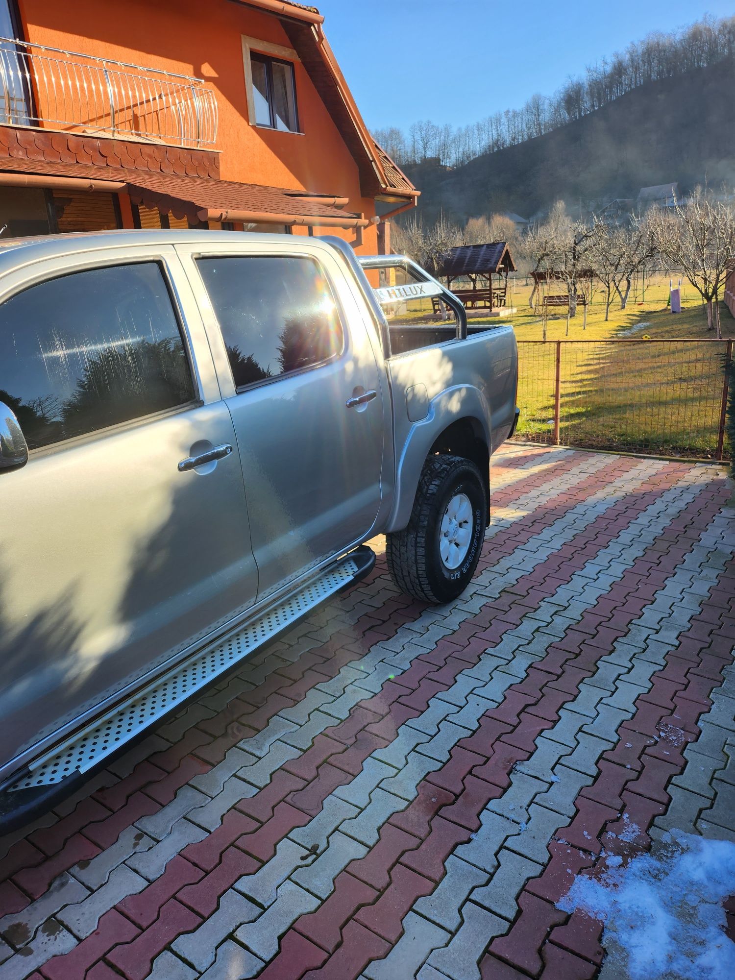 Toyota Hilux 3.0 TDI 171 CP STARE IMPECABILA