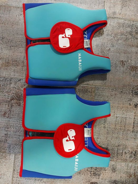 Vand vesta pentru inot copii model Decathlon