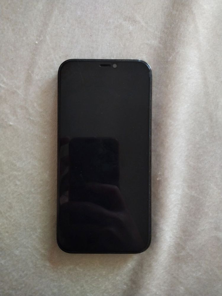 Iphone 12pro в идеальном состояние