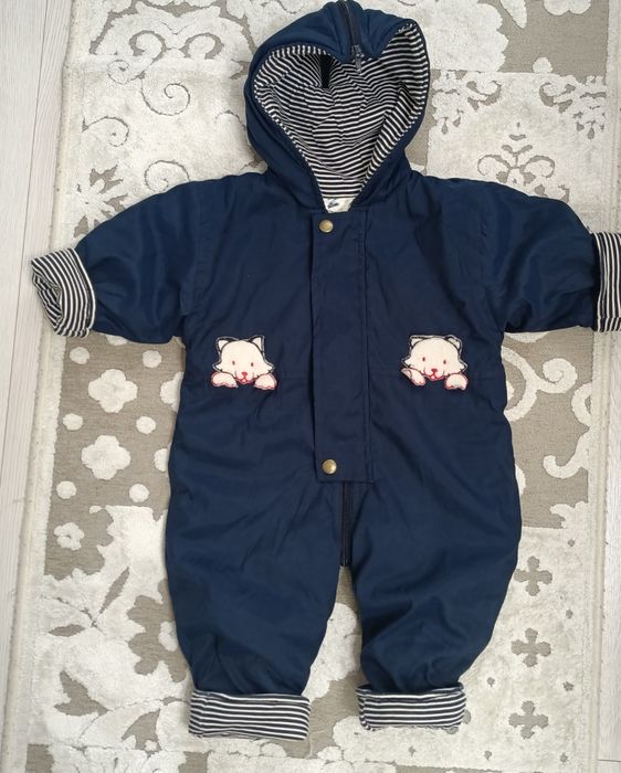 Combinezon pentru bebeluși. Mărimea 68 cm. 30 lei