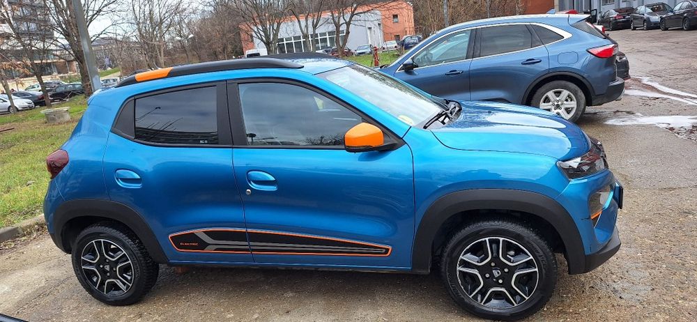Vând Dacia Spring