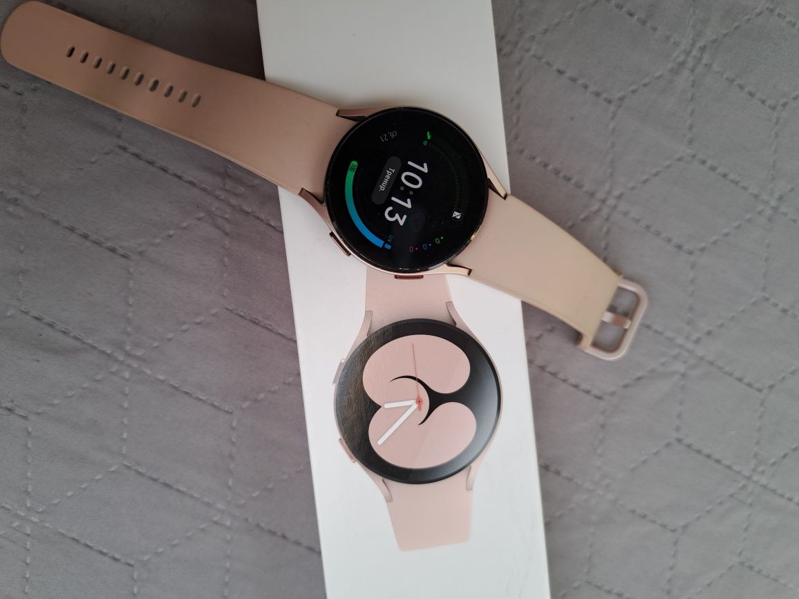 Samsung galaxy watch 4. 40mm