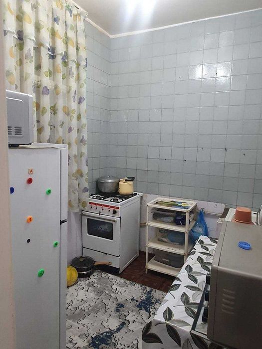 Чиланзар 19 квартал 2/1/4 50м2 без ремонта TL